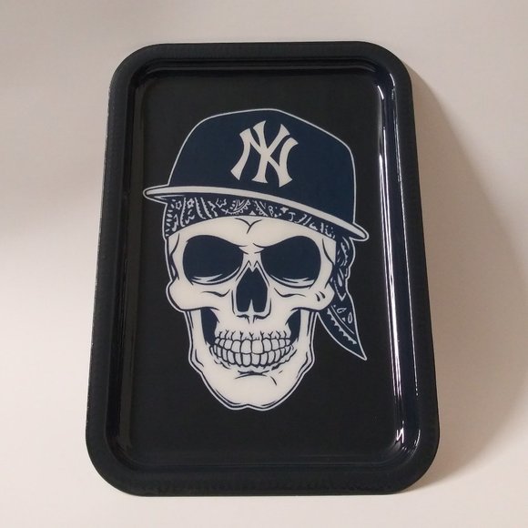 NY Yankee Skull Rolling Tray - Picture 1 of 1